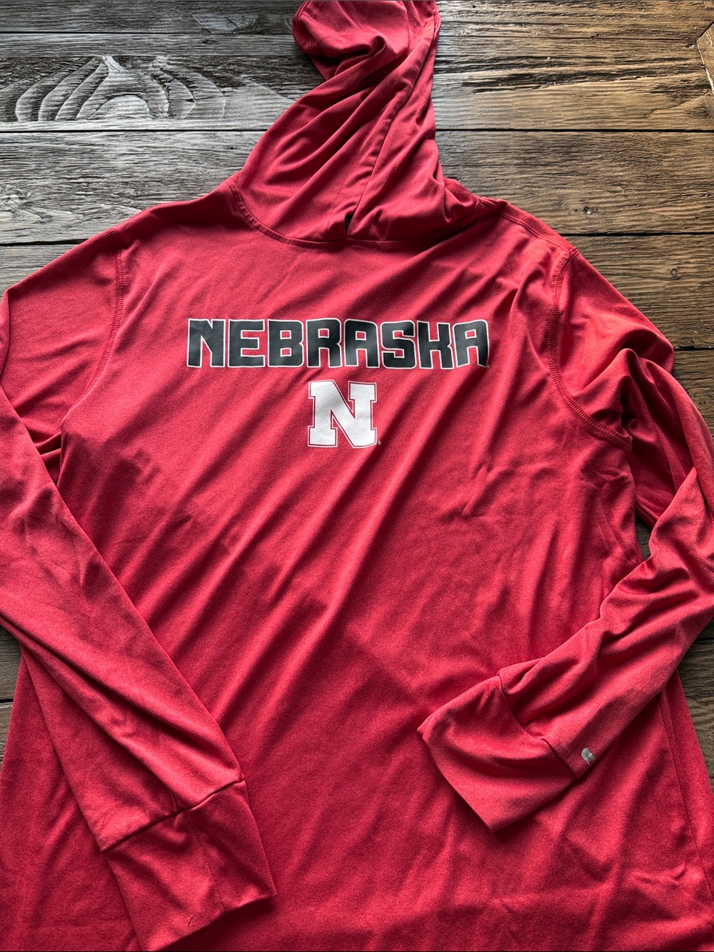 Colosseum Men's Nebraska Red Hoodie Long Sleeve Shirt